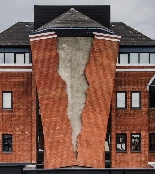 Alex Chinneck’s ‘Six pins and half a dozen needles’ is a permanent installation