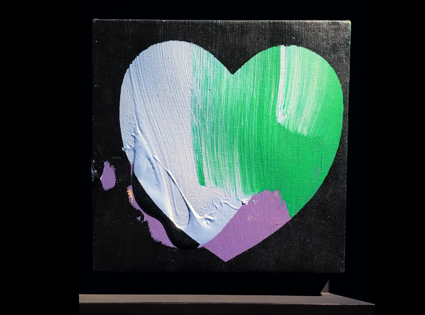 (left) “Heart” by Andy Warhol at Galerie von Vertes / Photo © Courtesy of ZOLTAN+