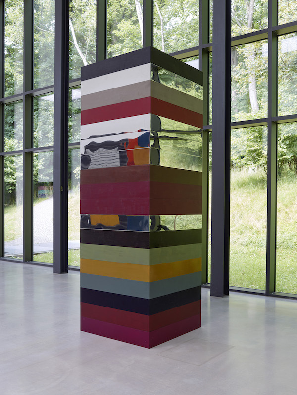 Sean Scully, Landline Cubed, 2015-2020. Stainless steel and acrylic, 274.3 by 91.4 by 91.4 cm (9 by 3 by 3 feet). Courtesy of the artist and Villa Waldfrieden, Waldfrieden Sculpture Park, Wuppertal, Germany. 