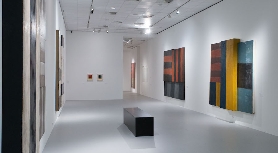 Installation view of the gallery titled “Sensual Constructions” at “Sean Scully: Passenger—A Retrospective”. Courtesy of the artist and the Museum of Fine Arts—Hungarian National Gallery, Budapest, Hungary. Photograph by Vince Soltész.
