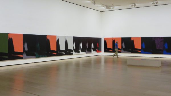 Deutsch: Sonderausstellung Shadows von Andy Warhol im Guggenheim-Museums in Bilbao, Spanien. Date 22 July 2016, 08:15:44 Source Own work Author BBCLCD- Creative Commons