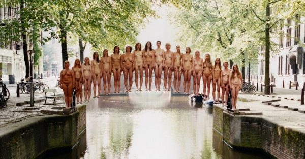 Netherlands 13 (Dream Amsterdam Foundation) 2007 All images copyright Spencer Tunick/Naked Pavement Inc.