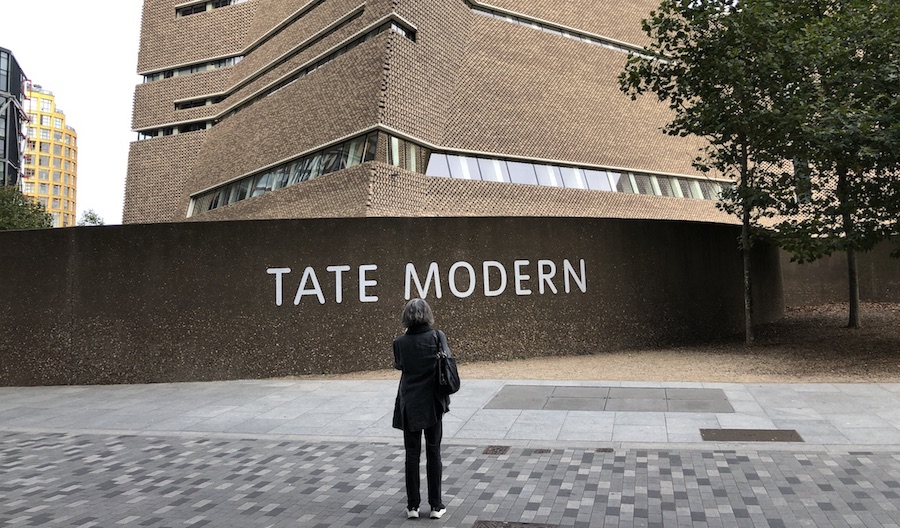 Tate Modern vs Neo Bankside Luxury Flats 