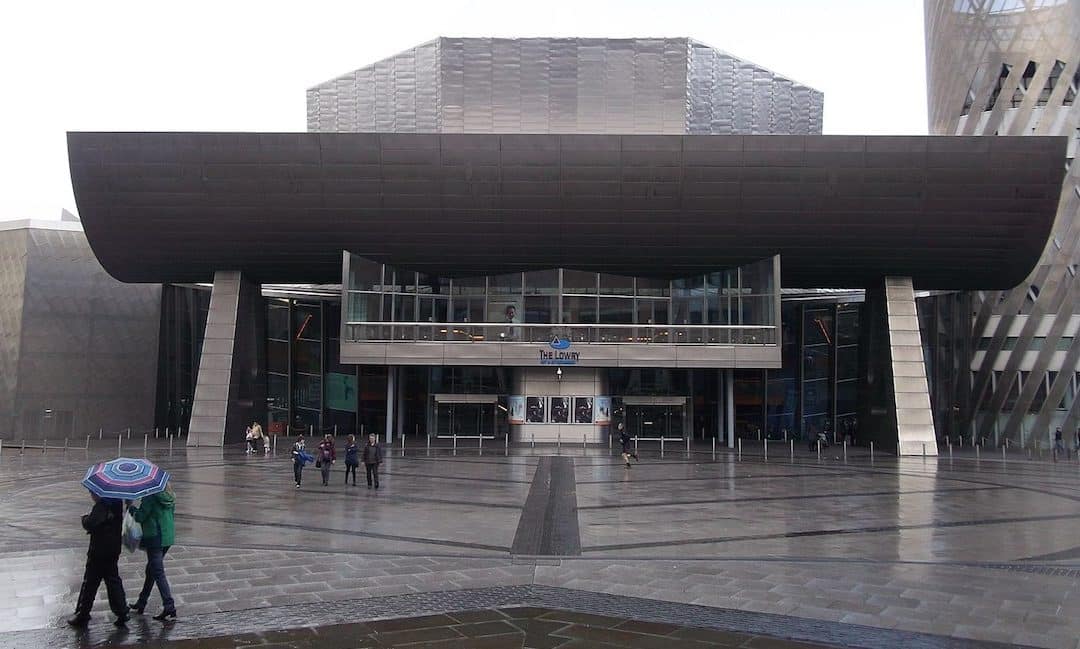 The Lowry Arts Centre Salford Quays: Director Robert Robson Dies