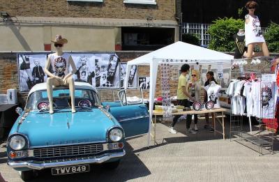 Young Collectors Meet A List Artists At Art Car Boot Fair