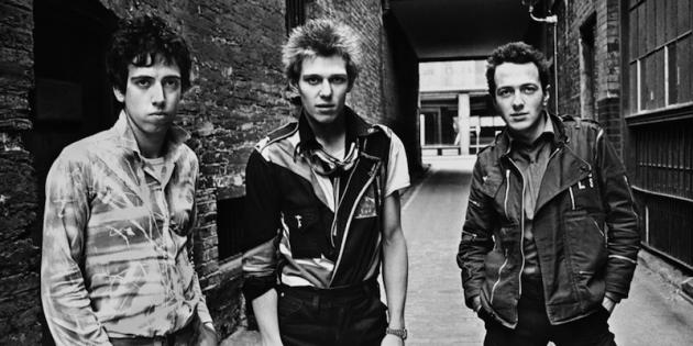 Chalkie Davies: Seminal Portraits From The 70s and 80s Exhibited In London