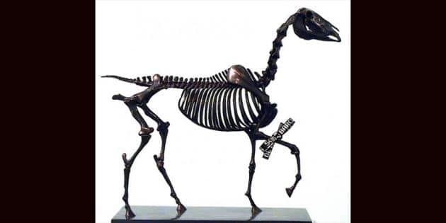 Unveiling: Hans Haacke Gift Horse Replaces Blue Cockerel On Fourth Plinth