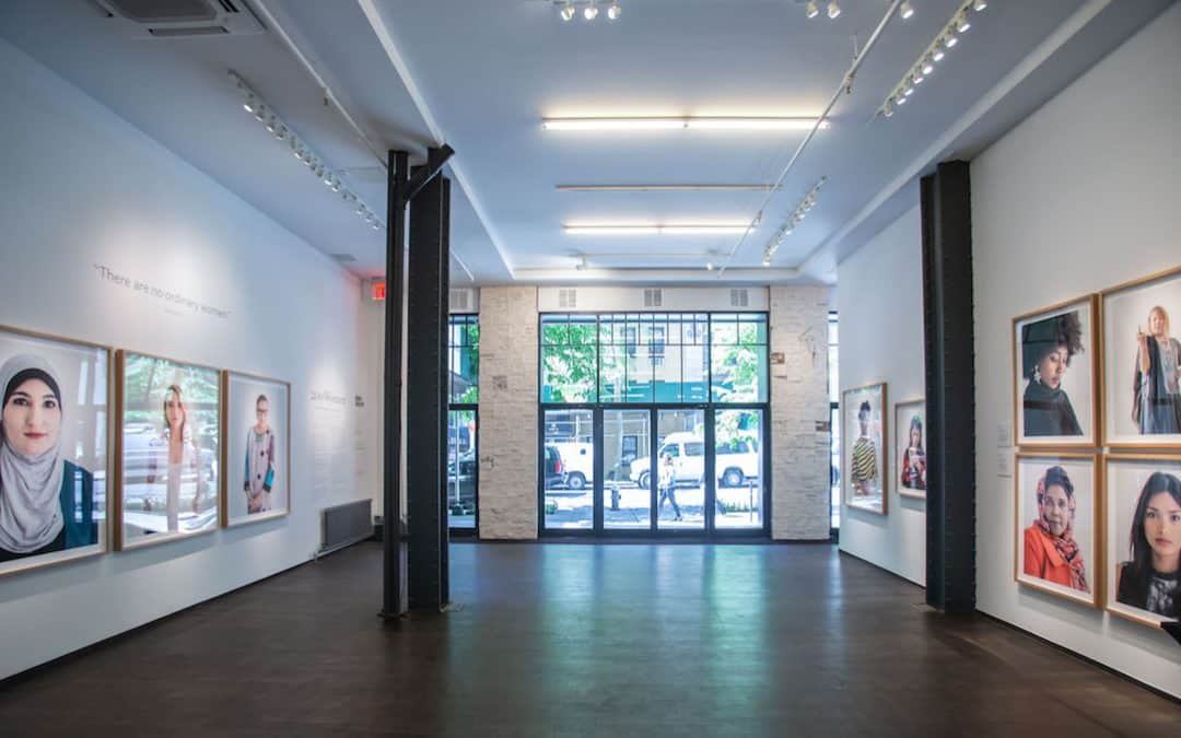 200 Women Known And Unknown Figures – Pen And Brush NY
