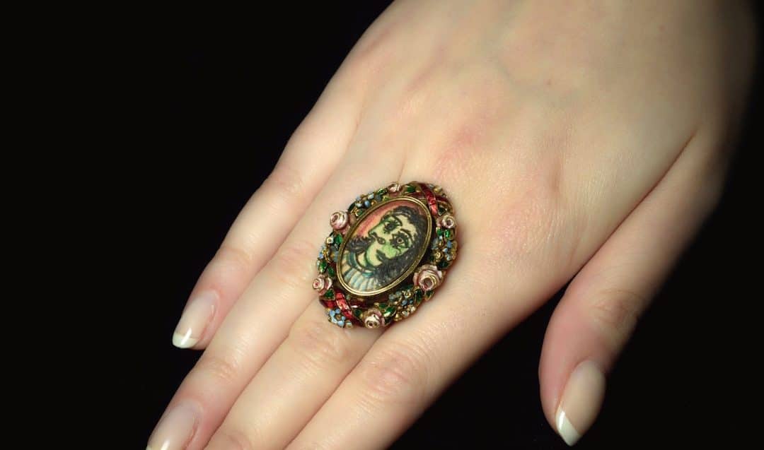 Picasso Ring With Portrait Of Lover Dora Maar To Be Auctioned
