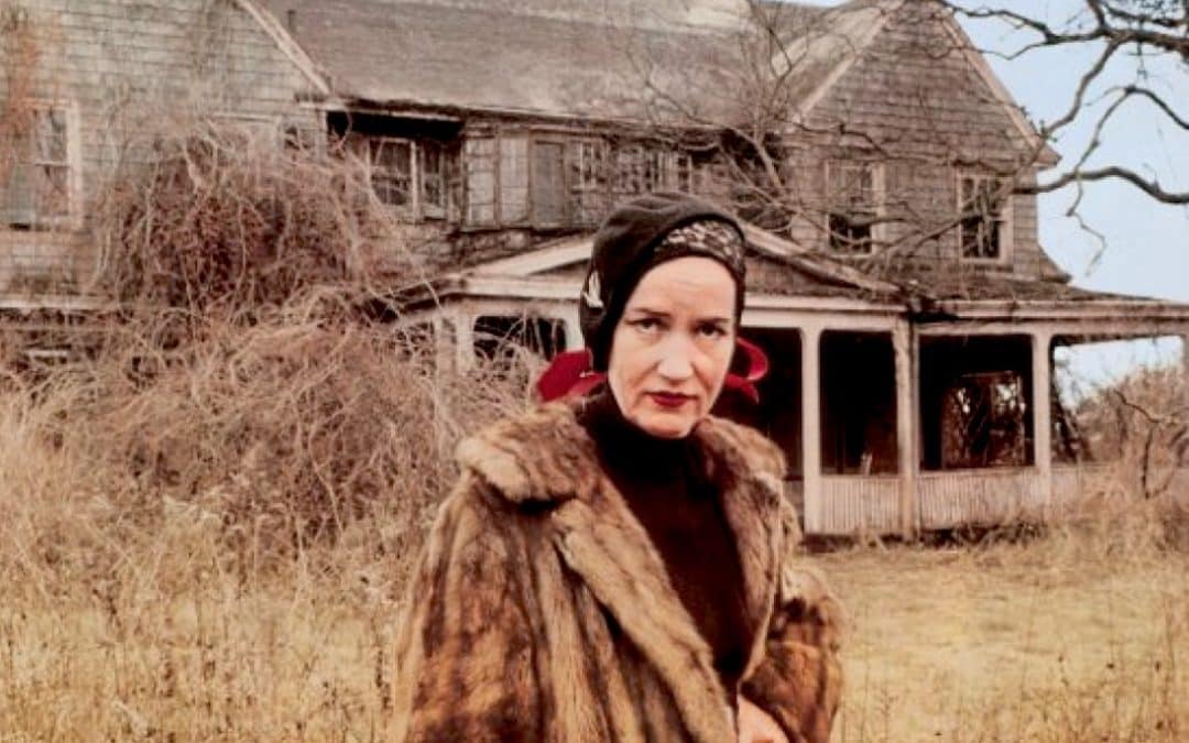 Was This Jackie Kennedy Portrait Stolen From The Infamous Grey Gardens?