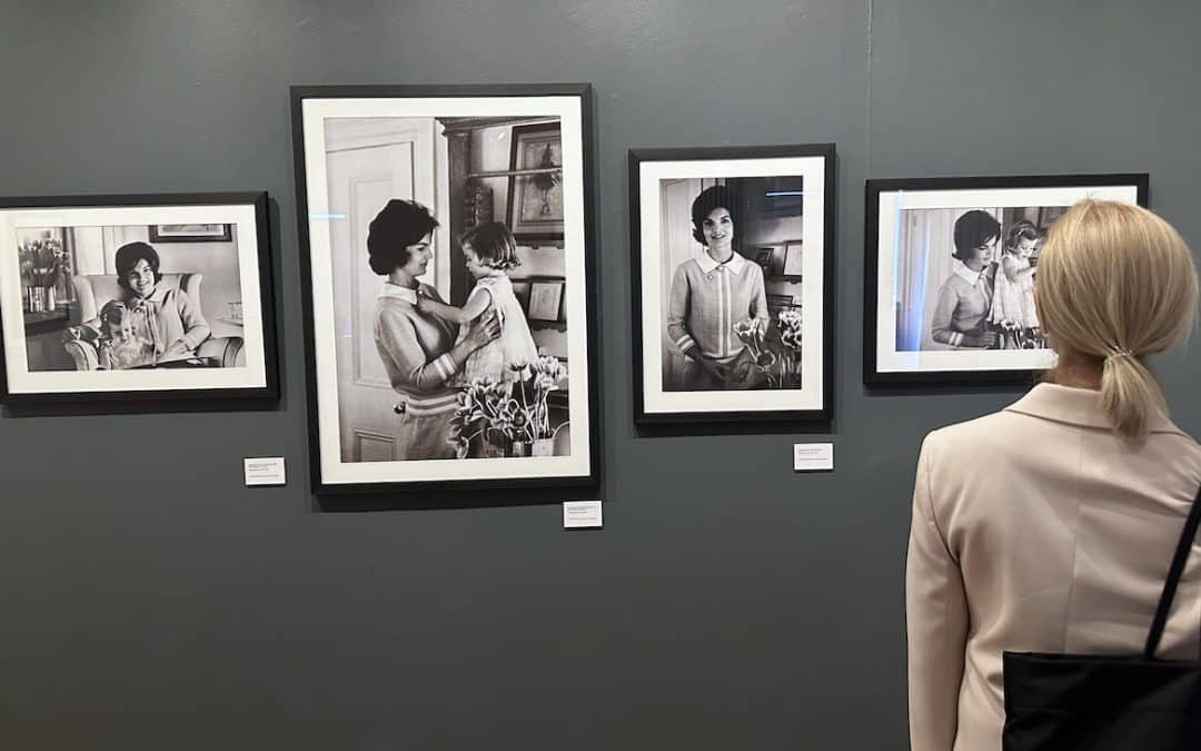 Eve Arnold: To Know About Women Newlands House gallery  – Lee Sharrock