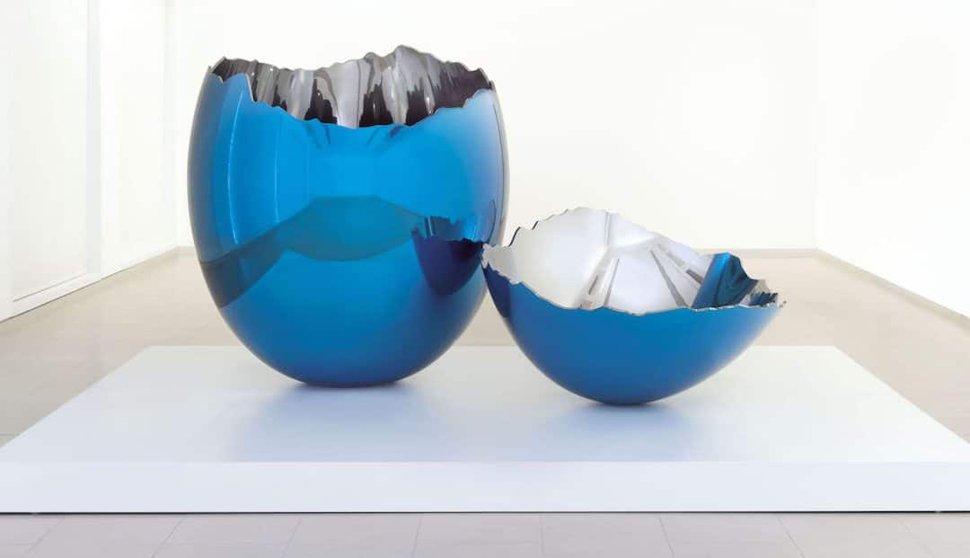 Jeff Koons Cracked Egg Blue Loses Its Lustre At Christie’s