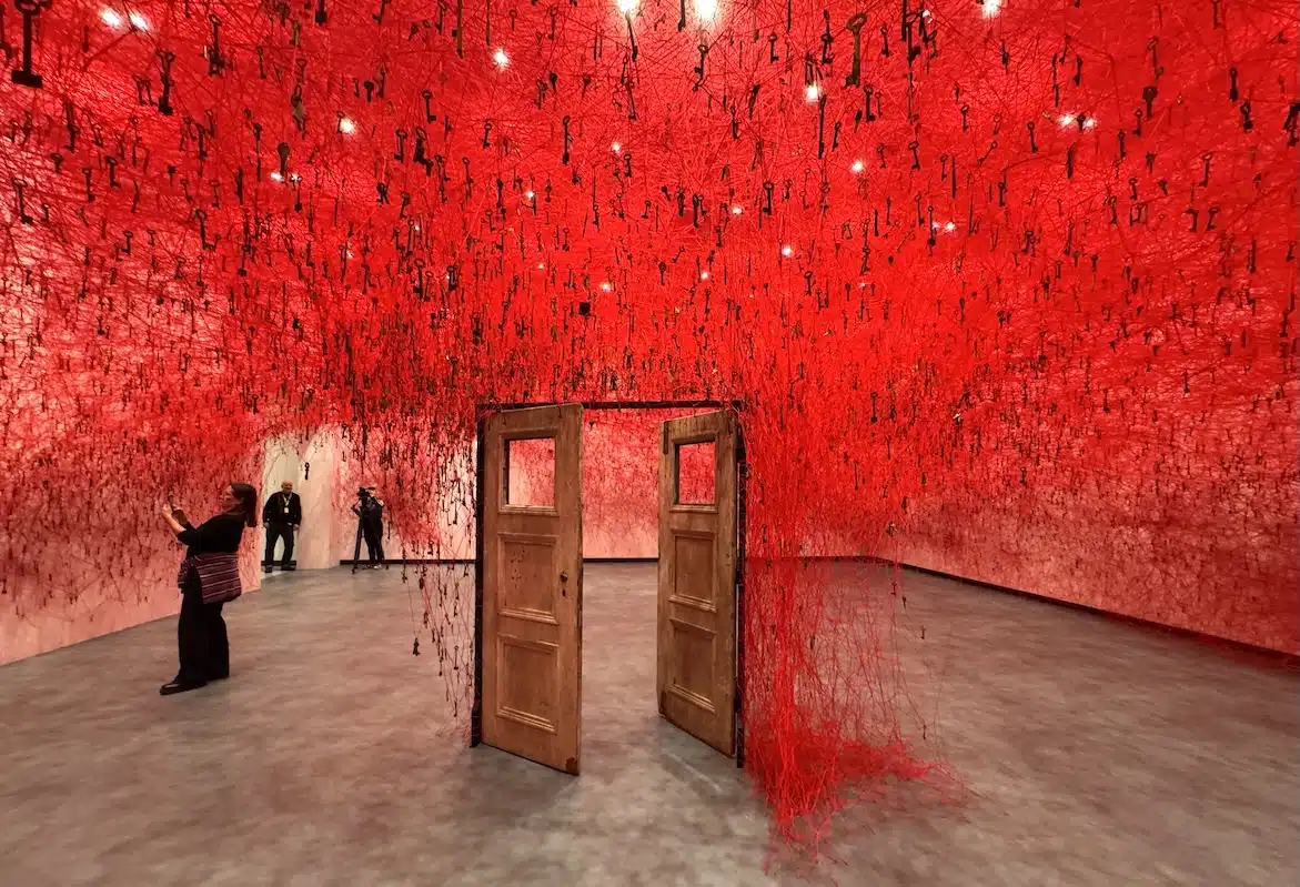 Chiharu Shiota Art Is The Thread Hayward Gallery - Nico Kos Earle