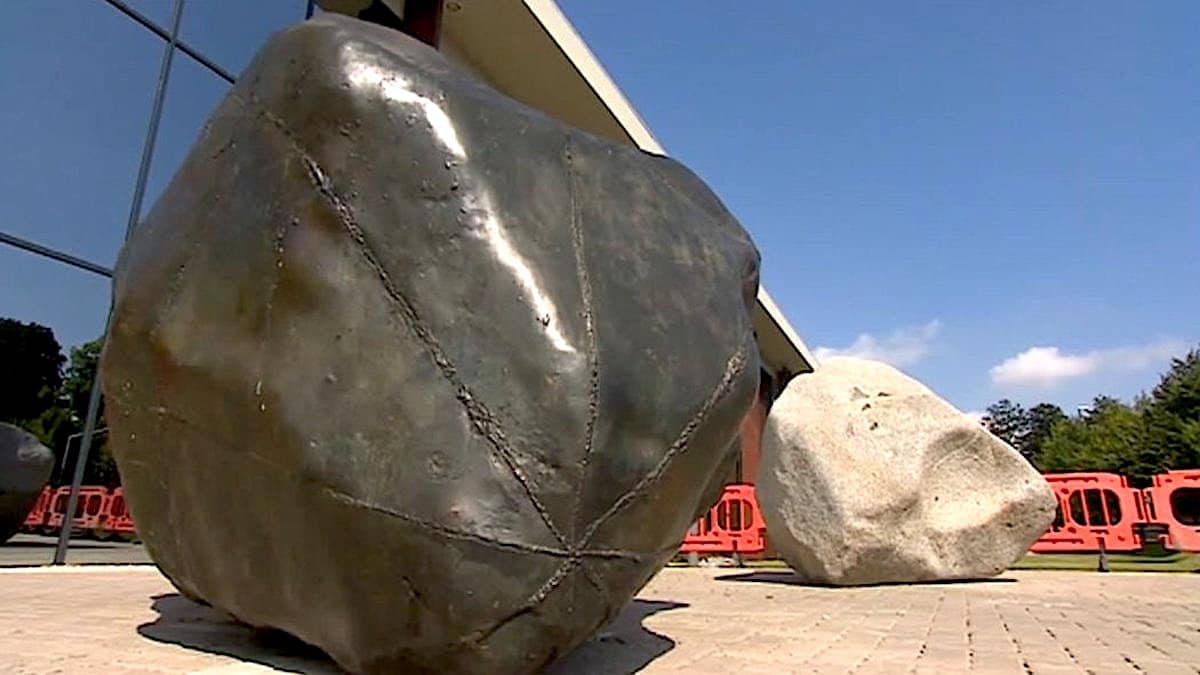 Antony Gormley Stones