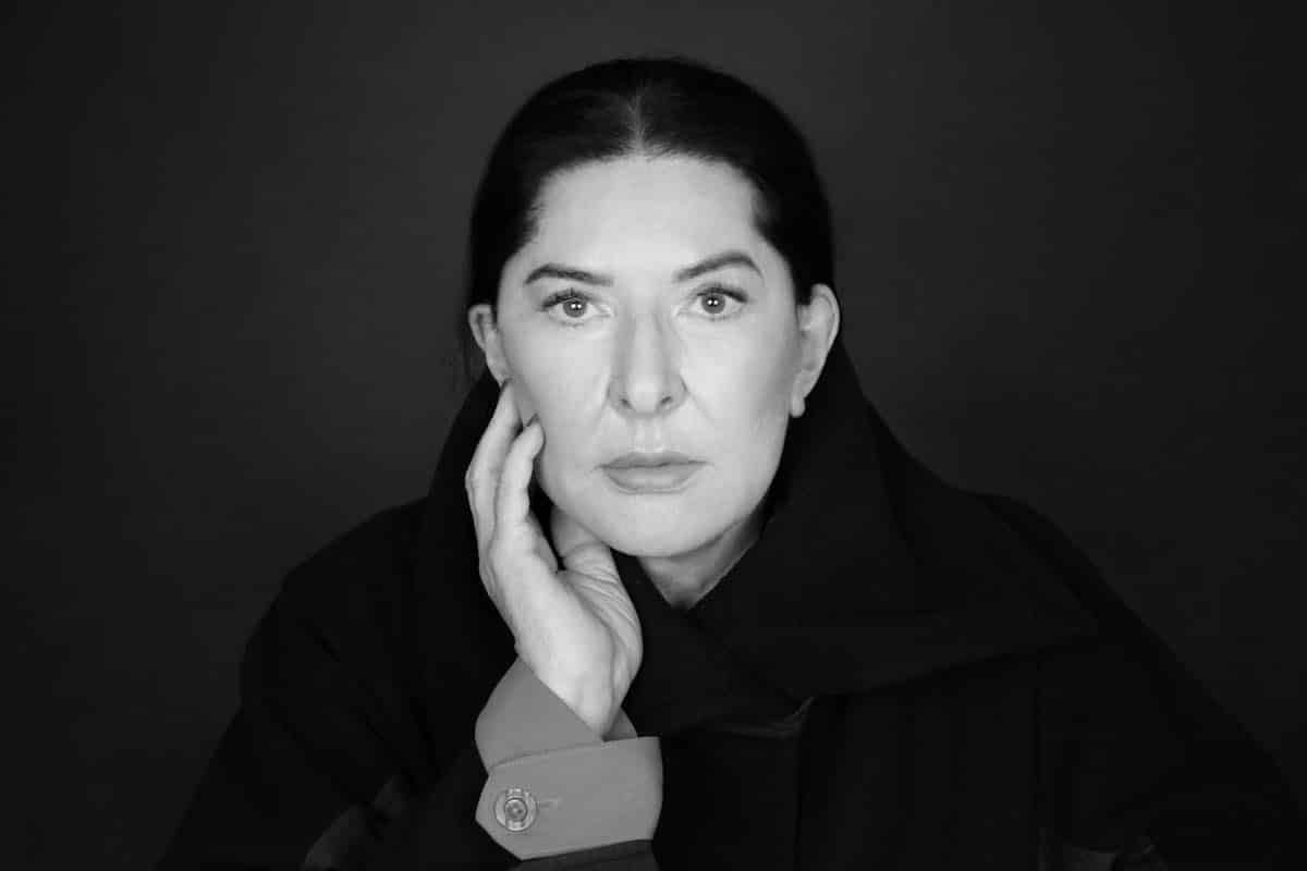 Marina Abramović, Red Period Blue Period, 1998. Courtesy: Marina Abramović Archives.
