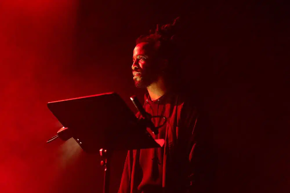 2026年特納獎入圍名單：羅伯茨藝術學院呈現西蒙&middot;巴克萊作品展&ldquo;廢墟&rdquo;，倫敦當代藝術學院，2025年1月。照片&copy; Anne Tetzlaff。藝術家及WorkplaceJPG提供。