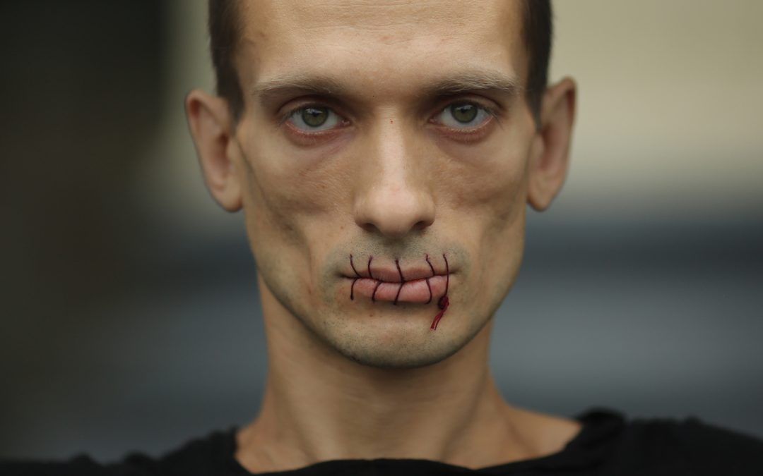 Petr Pavlensky: France Moves to Revoke Asylum Status of Russian Artist