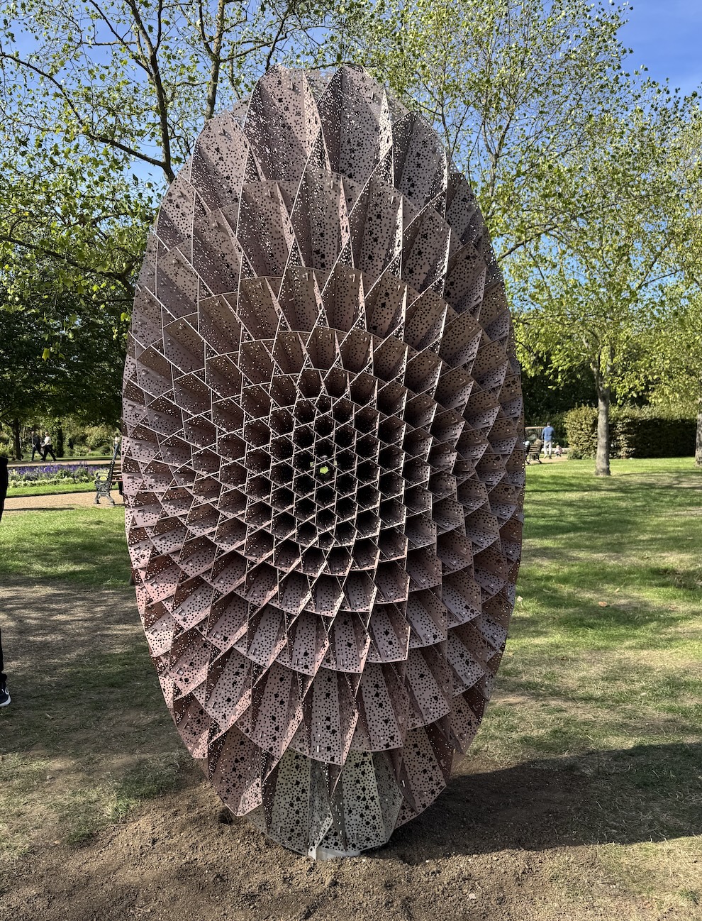Conrad Shawcross, Eye of the Needle