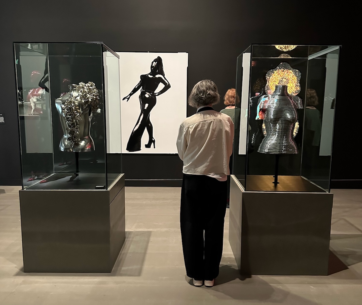 The 90s Art and Fashion Tate Britain